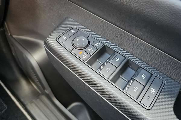 2025 Mitsubishi Triton GSR MV 4X4