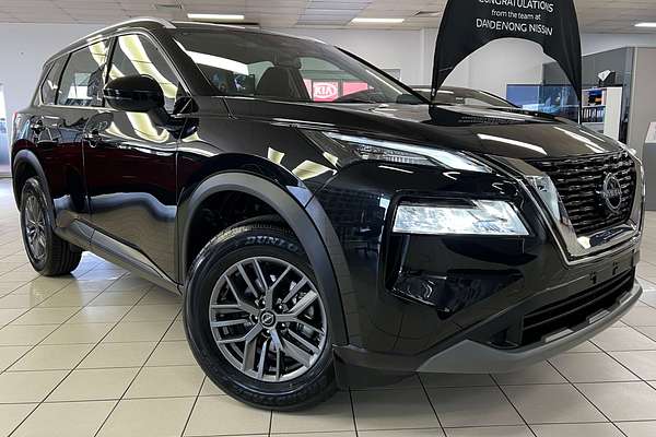 2025 Nissan X-TRAIL ST T33