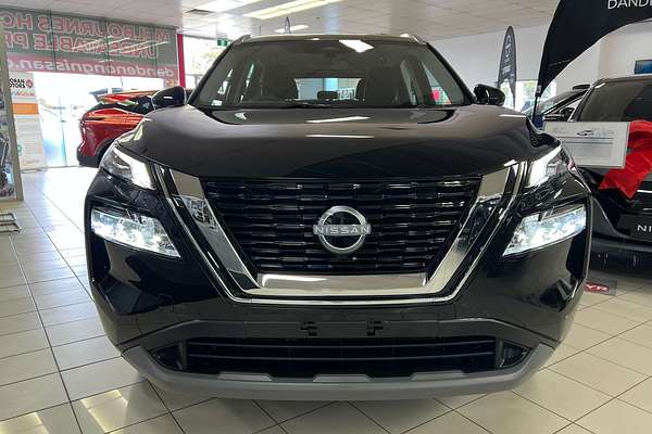 2025 Nissan X-TRAIL ST T33