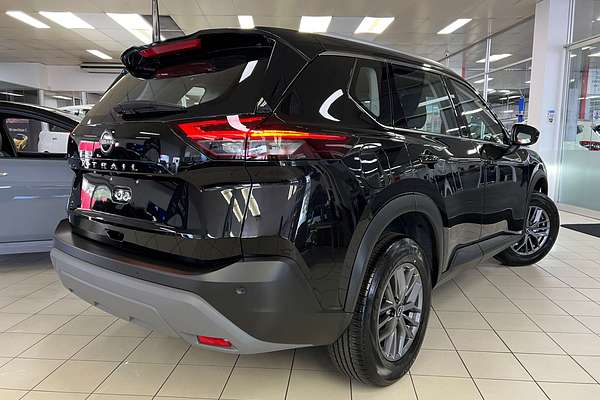 2025 Nissan X-TRAIL ST T33