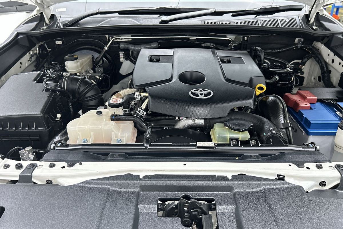 2019 Toyota Hilux SR5 GUN126R 4X4