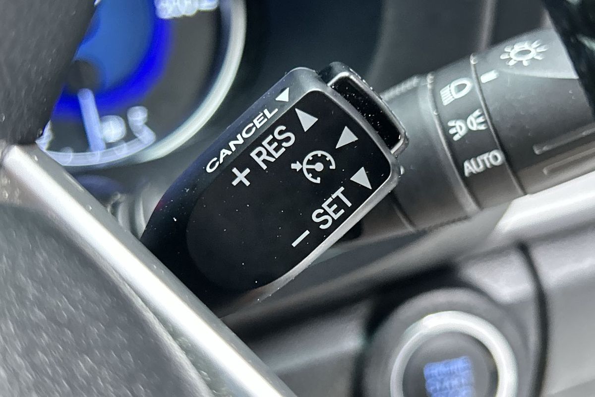 2019 Toyota Hilux SR5 GUN126R 4X4