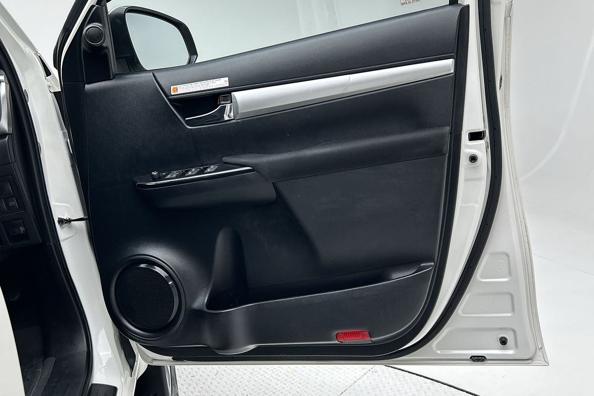 2019 Toyota Hilux SR5 GUN126R 4X4