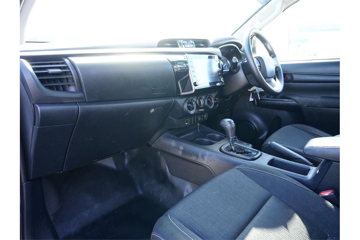 2021 Toyota Hilux SR GUN126R 4X4