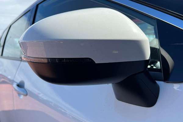 2025 Nissan X-TRAIL ST T33