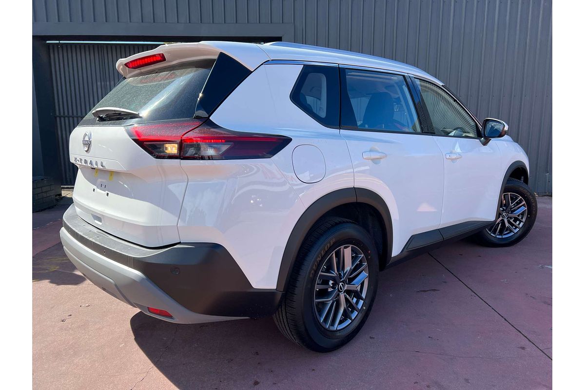 2025 Nissan X-TRAIL ST T33