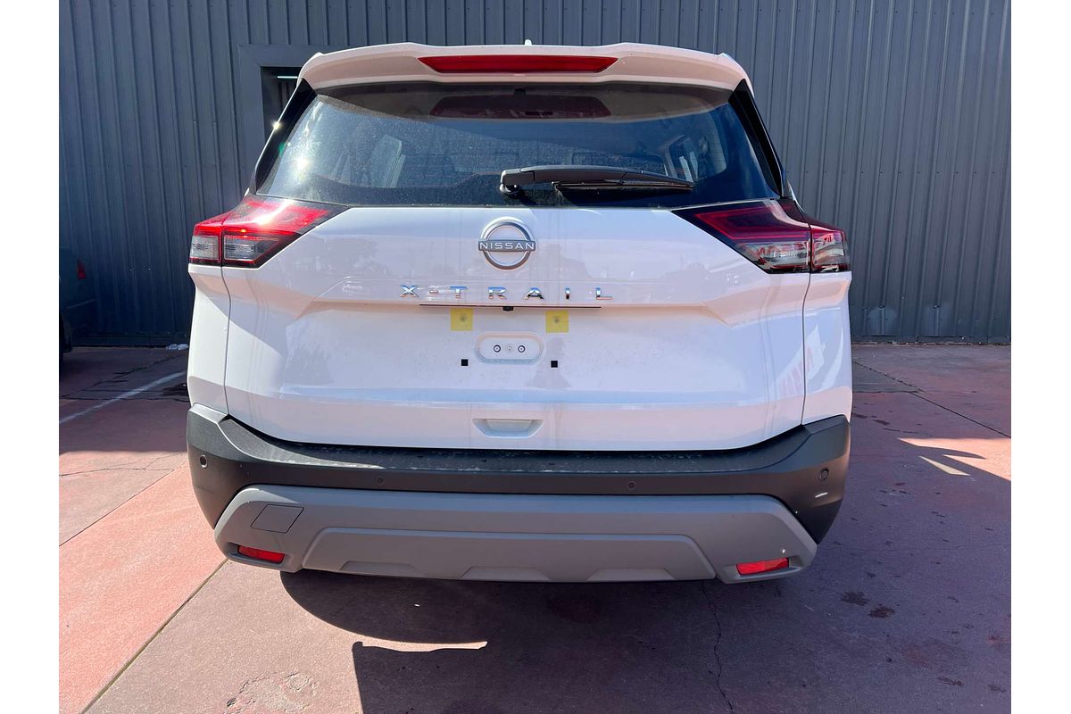 2025 Nissan X-TRAIL ST T33
