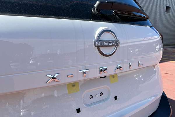 2025 Nissan X-TRAIL ST T33