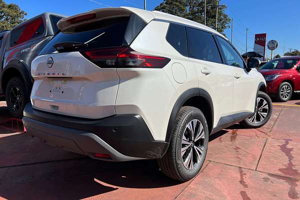 2025 Nissan X-TRAIL ST-L T33