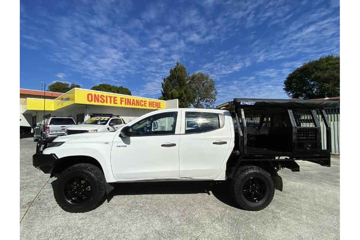 2020 Mitsubishi Triton GLX ADAS MR 4X4