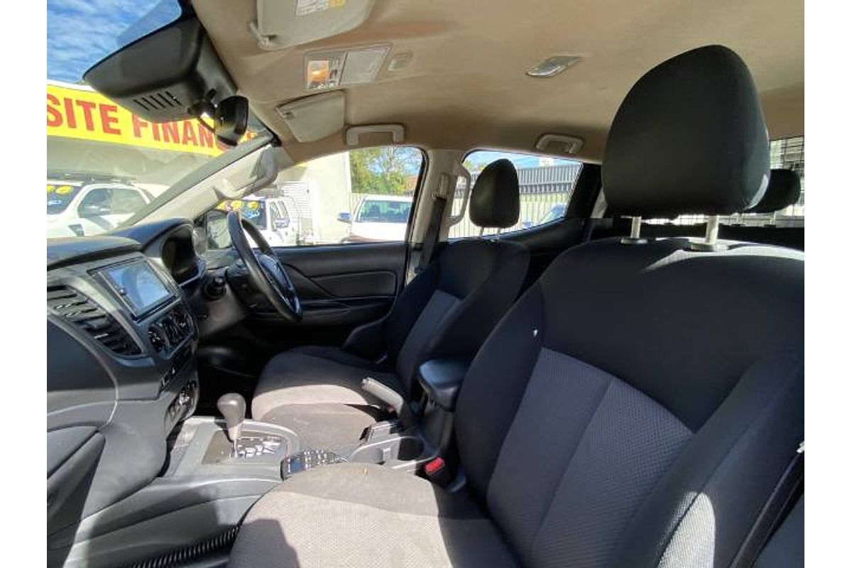 2020 Mitsubishi Triton GLX ADAS MR 4X4