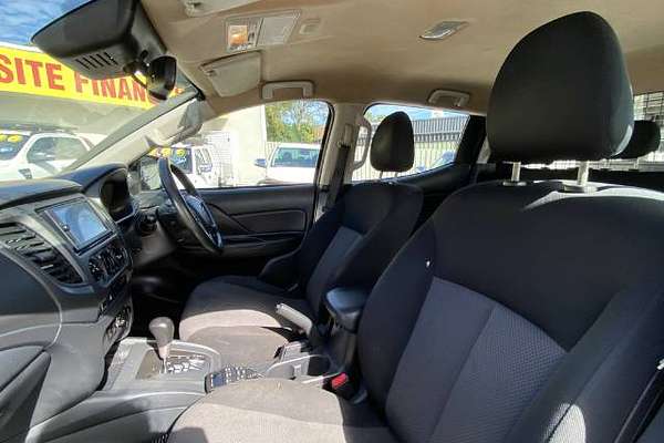 2020 Mitsubishi Triton GLX ADAS MR 4X4