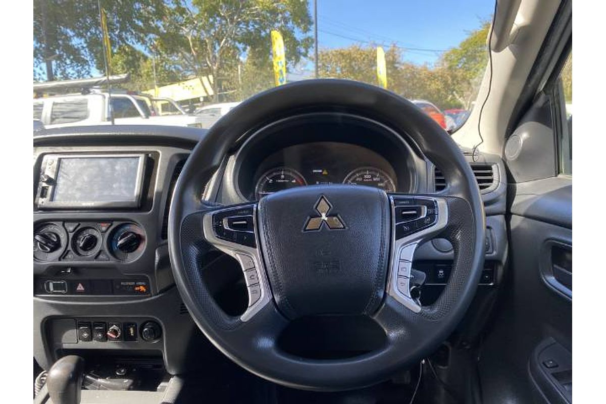 2020 Mitsubishi Triton GLX ADAS MR 4X4