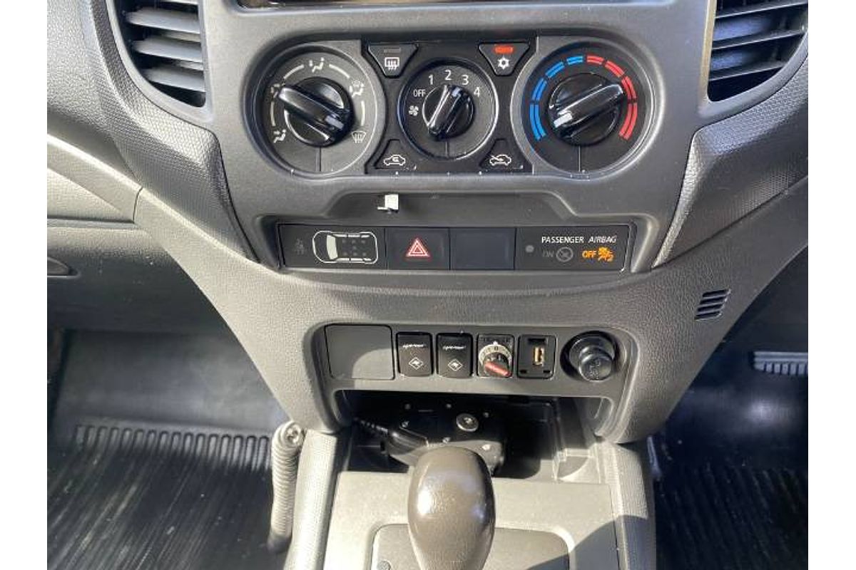 2020 Mitsubishi Triton GLX ADAS MR 4X4