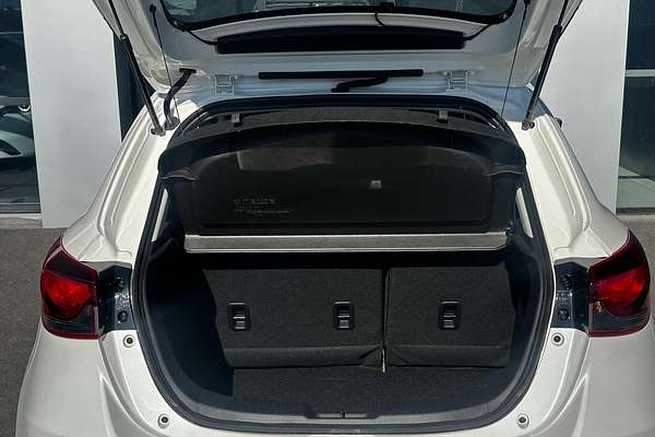 2025 Mazda 2 G15 Evolve DJ Series