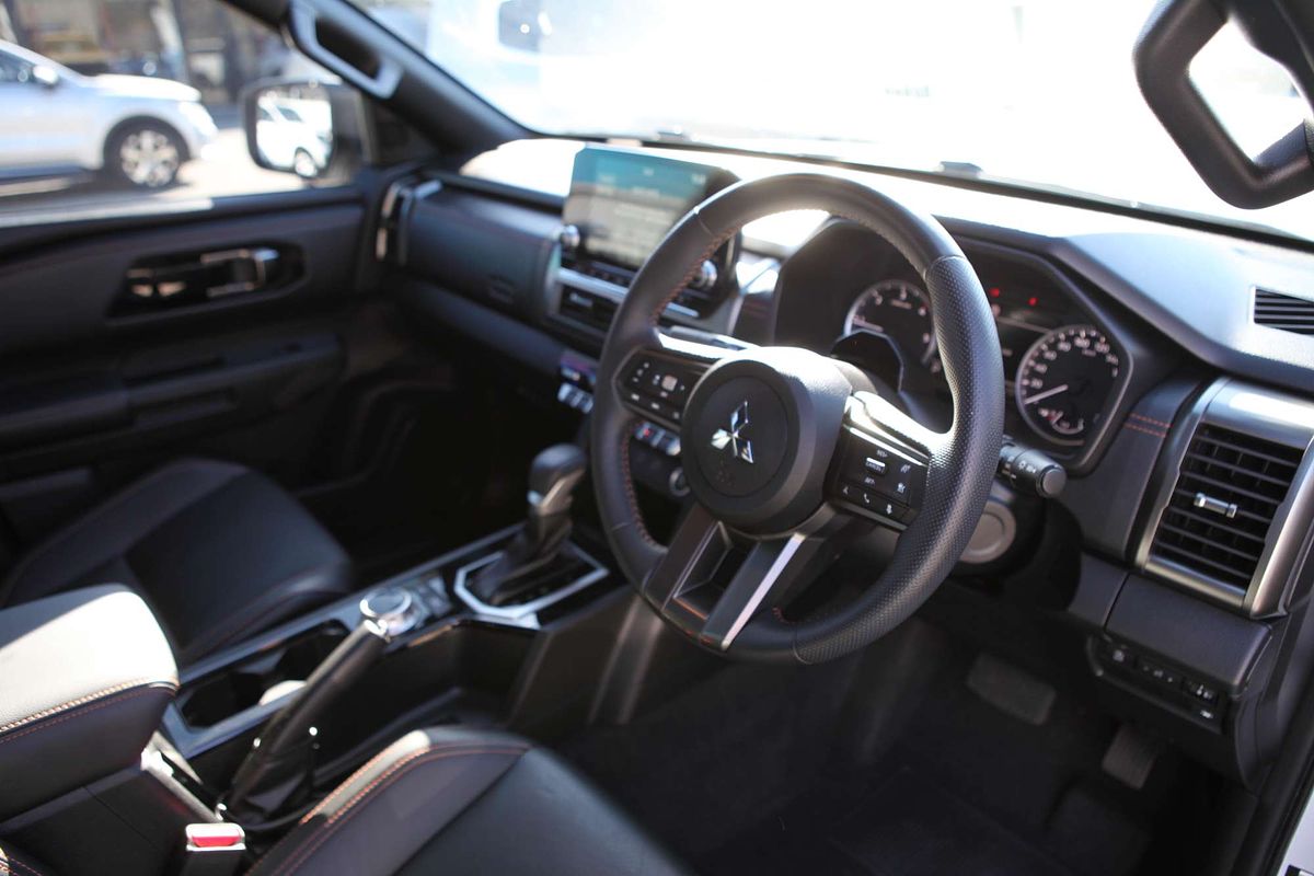 2024 Mitsubishi Triton GSR MV 4X4