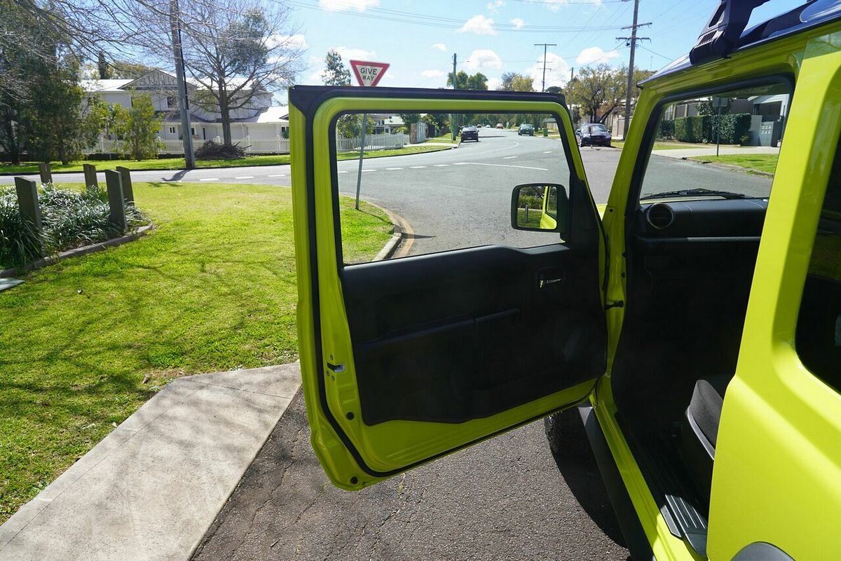 2022 Suzuki Jimny GLX (Qld)