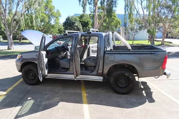 2007 Toyota Hilux SR GGN25R 4X4