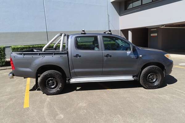 2007 Toyota Hilux SR GGN25R 4X4