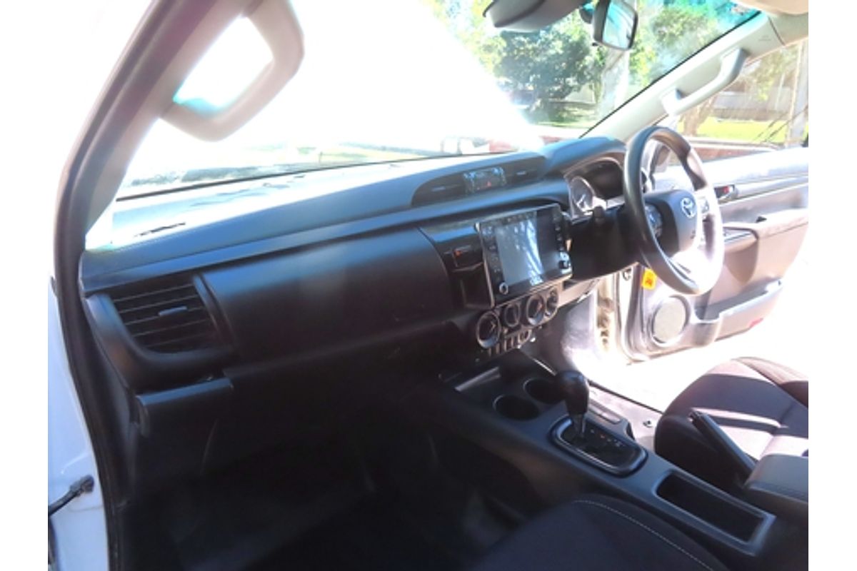 2020 Toyota Hilux SR GUN126R 4X4