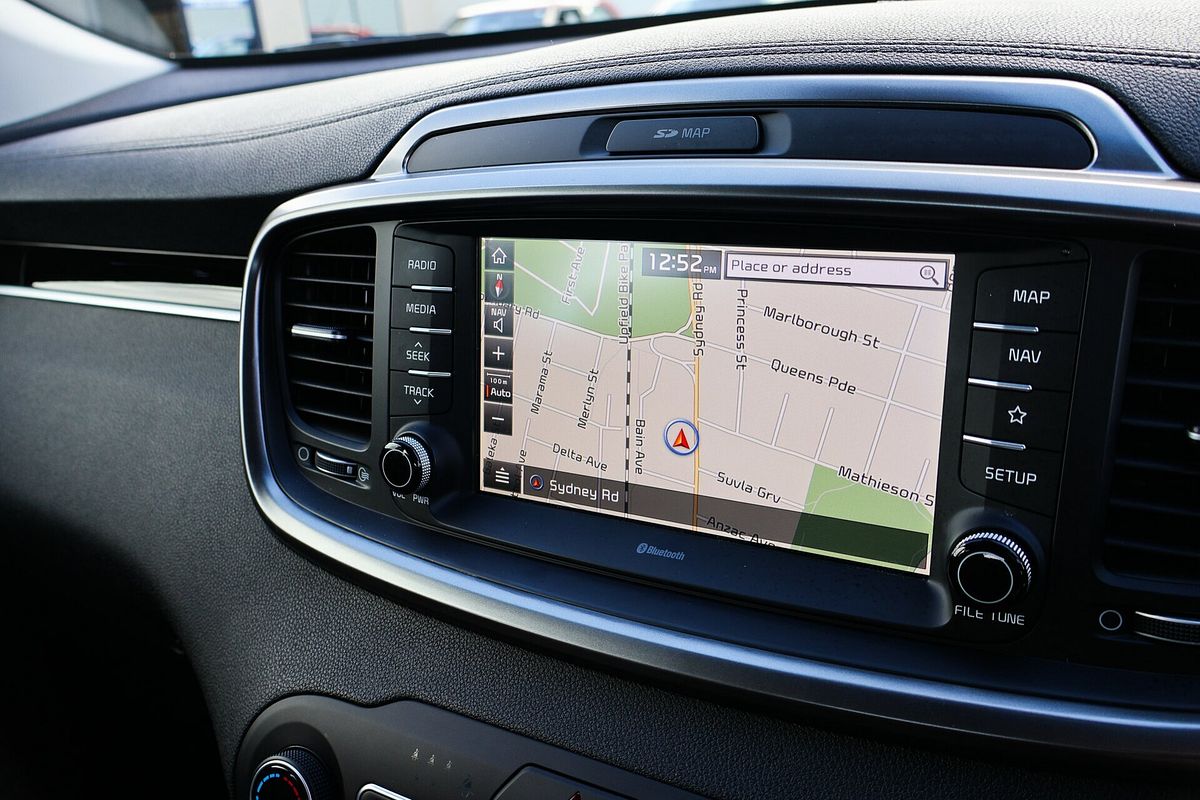 2018 Kia Sorento Si UM
