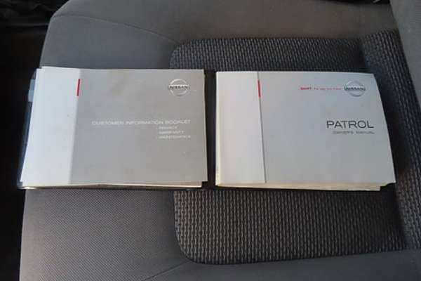 2010 Nissan Patrol DX GU 7