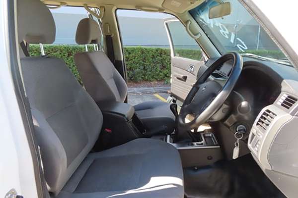 2010 Nissan Patrol DX GU 7