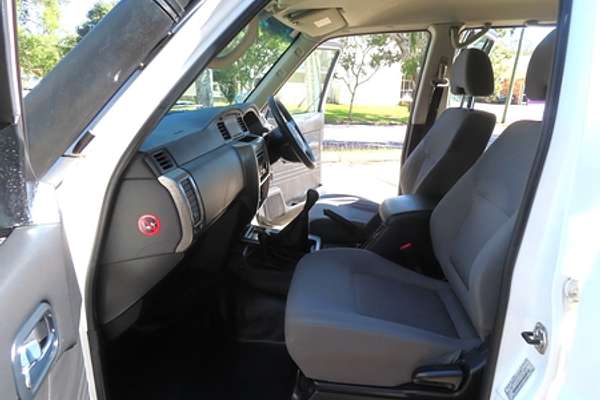 2010 Nissan Patrol DX GU 7