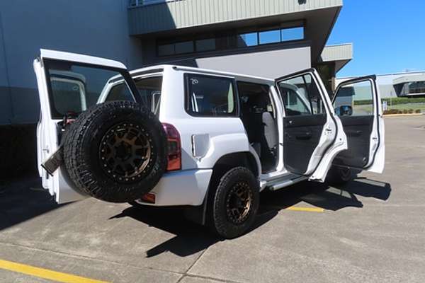 2010 Nissan Patrol DX GU 7