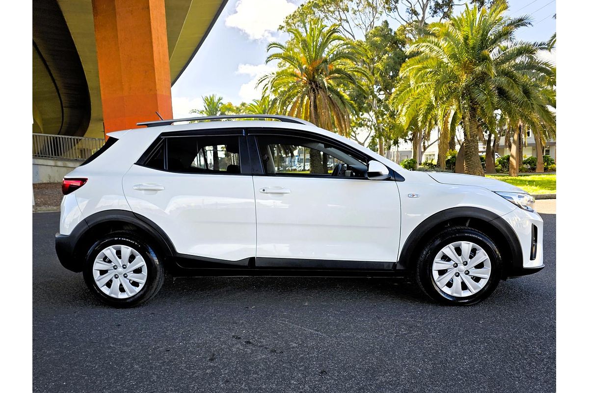 2023 Kia Stonic S YB