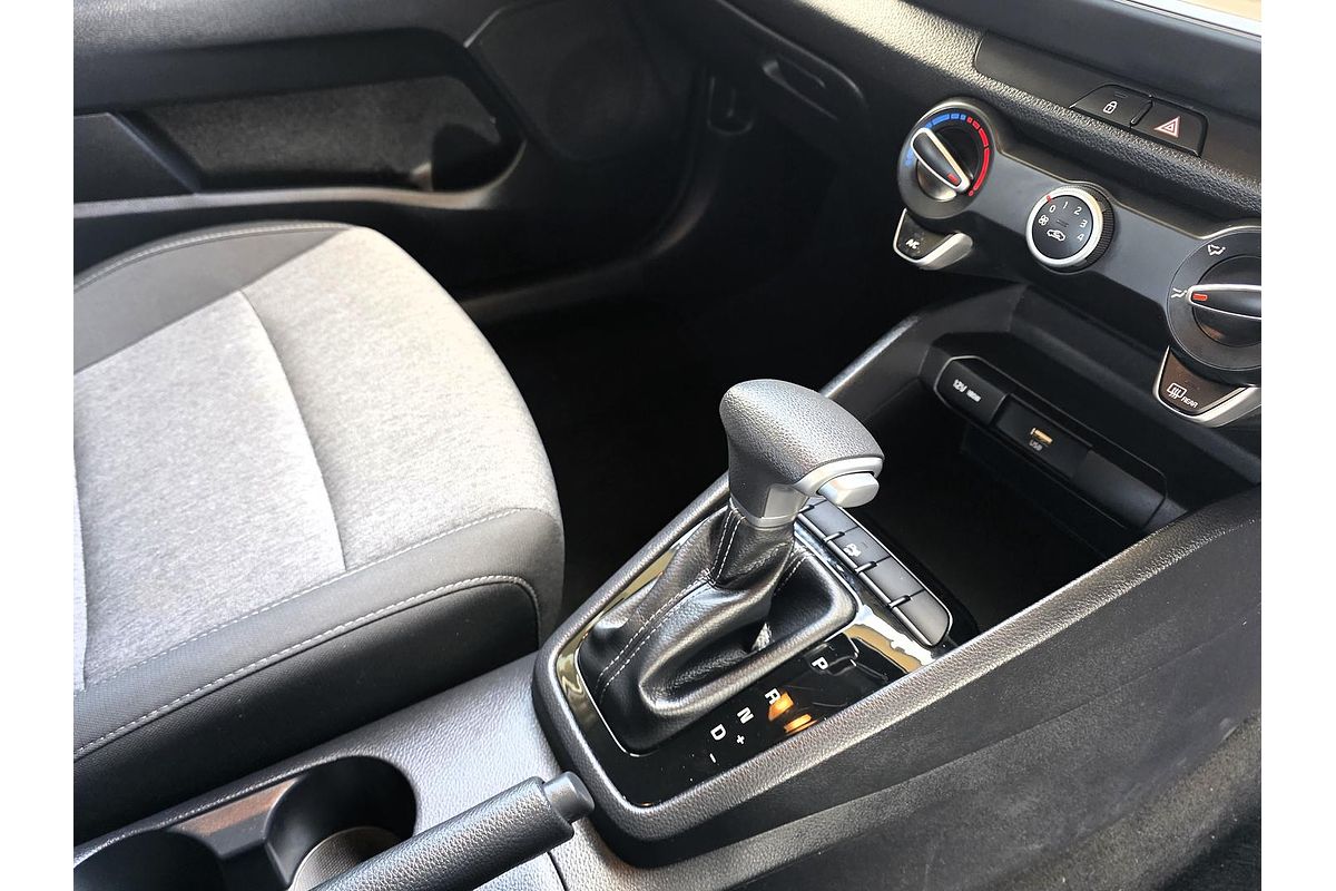 2023 Kia Stonic S YB