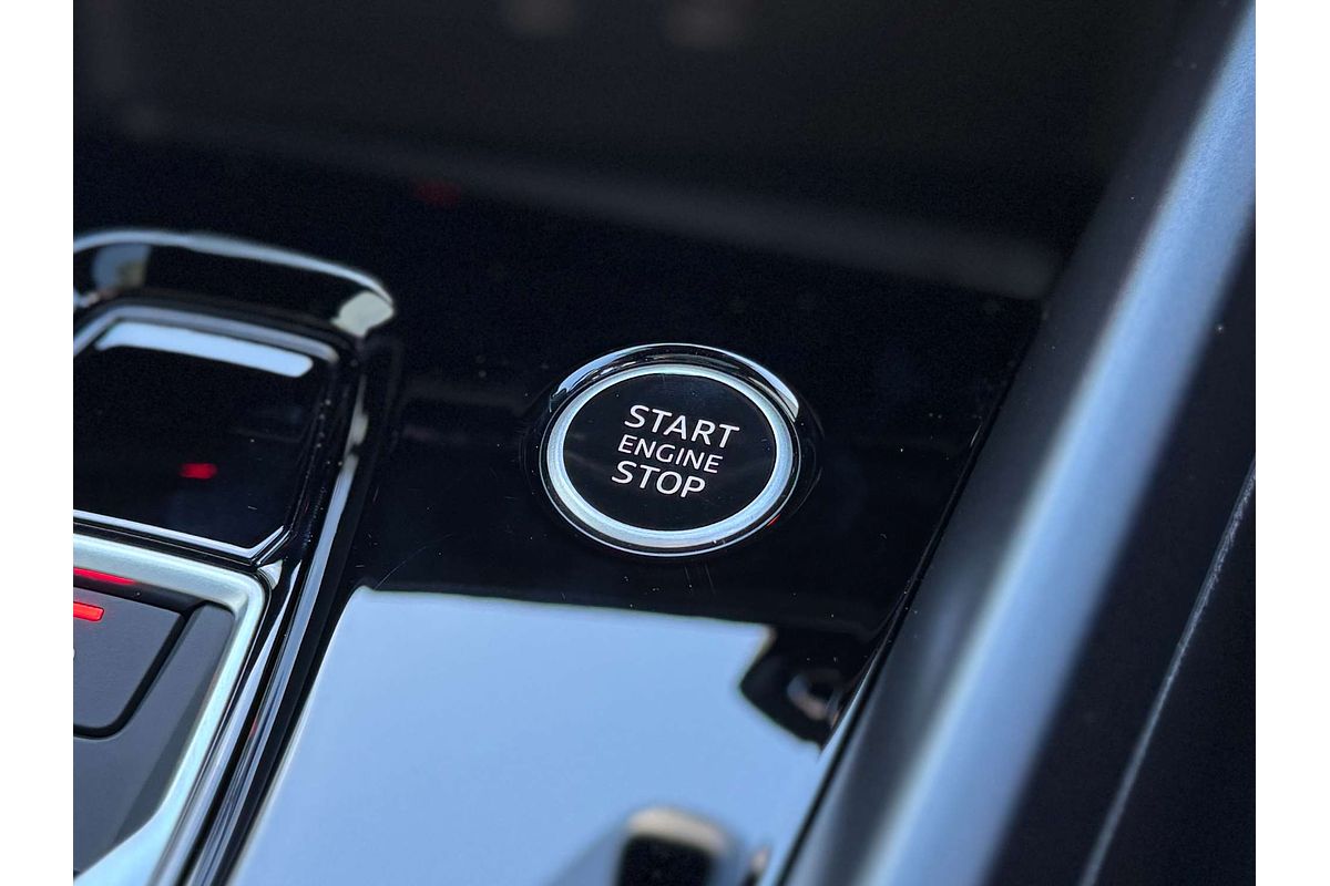 2025 Audi A3 35 TFSI S line GY