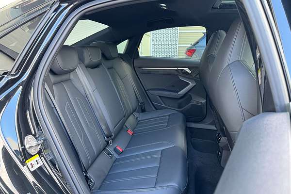 2025 Audi A3 35 TFSI S line GY