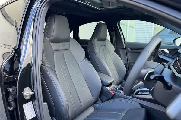 2025 Audi A3 35 TFSI S line GY