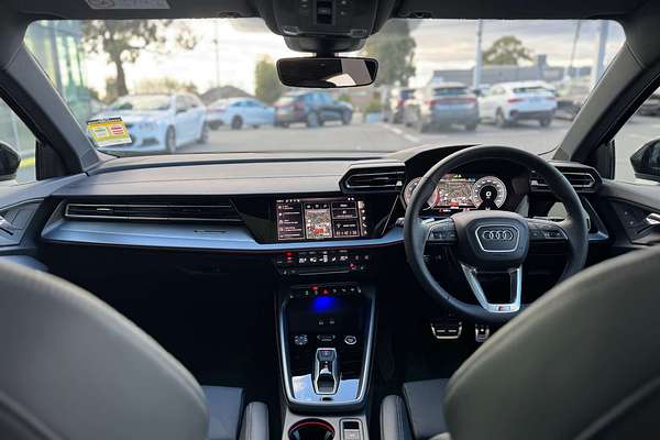 2025 Audi A3 35 TFSI S line GY