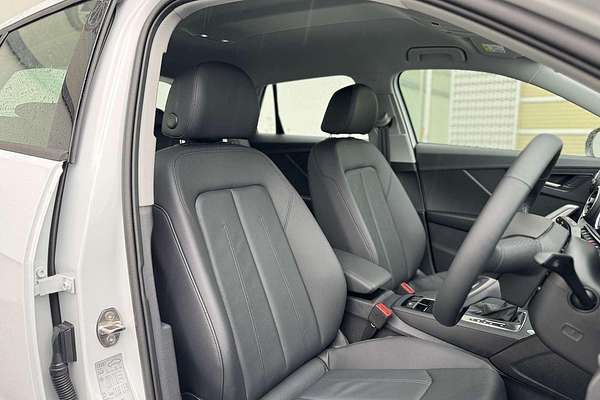 2025 Audi Q2 35 TFSI S line edition GA