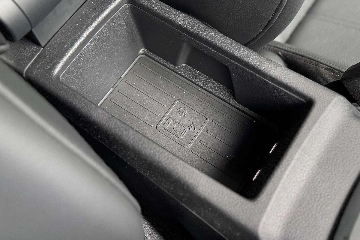 2025 Audi Q2 35 TFSI S line edition GA
