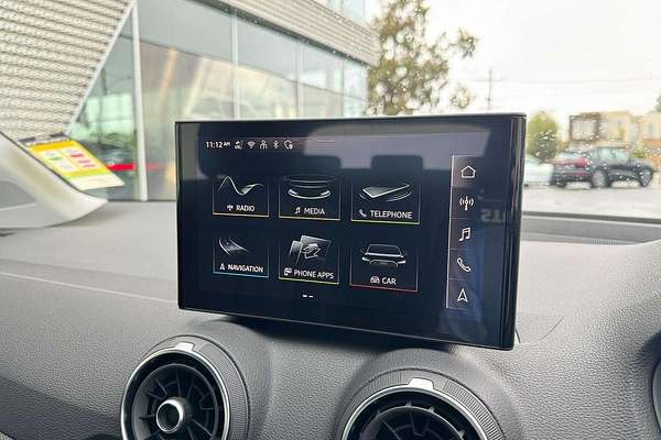 2025 Audi Q2 35 TFSI S line edition GA