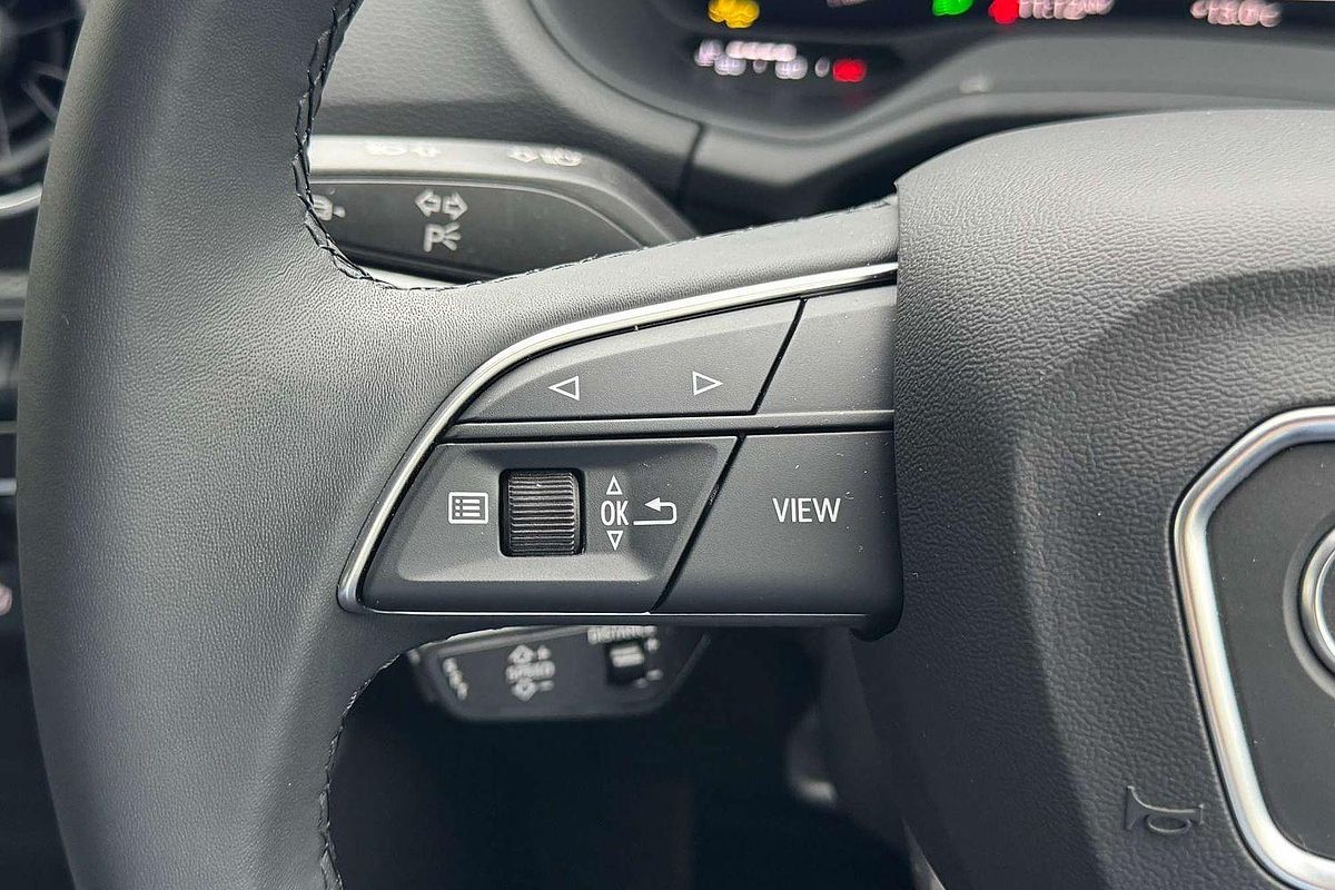 2025 Audi Q2 35 TFSI S line edition GA