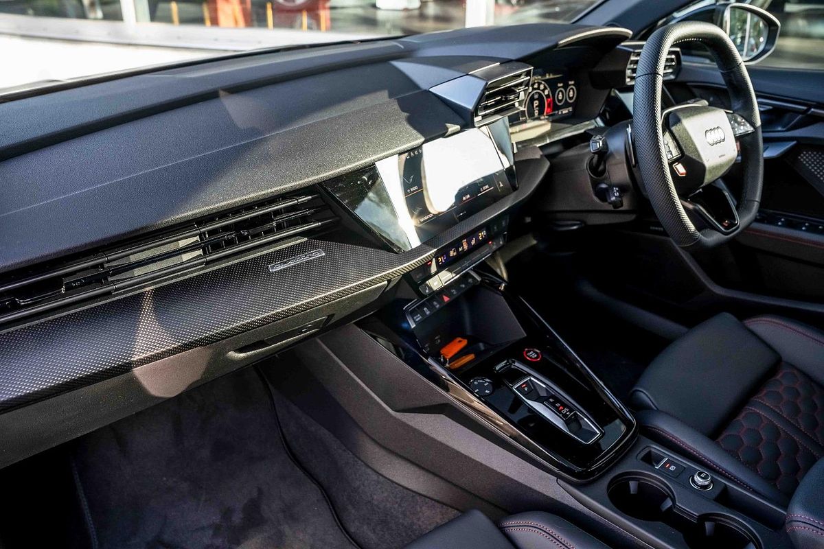 2025 Audi RS3 GY