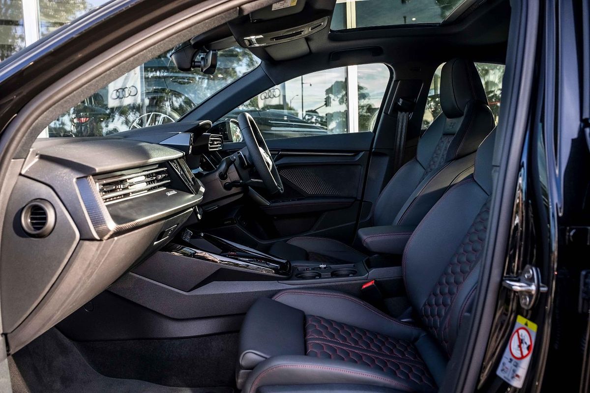 2025 Audi RS3 GY