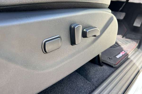 2025 Nissan Navara PRO-4X D23 4X4