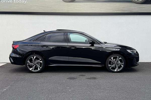2025 Audi A3 35 TFSI S line GY