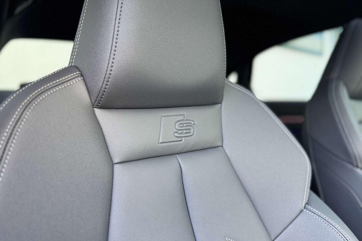 2025 Audi A3 35 TFSI S line GY