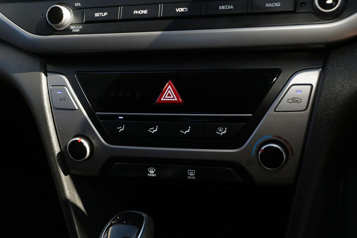 2018 Hyundai Elantra Active AD