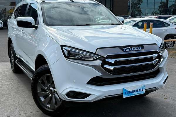 2022 Isuzu MU-X LS-U