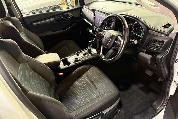 2022 Isuzu MU-X LS-U