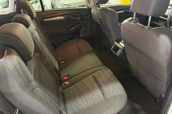 2022 Isuzu MU-X LS-U