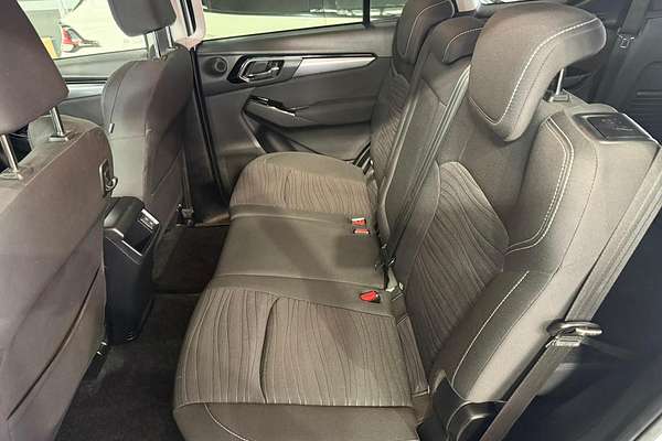 2022 Isuzu MU-X LS-U