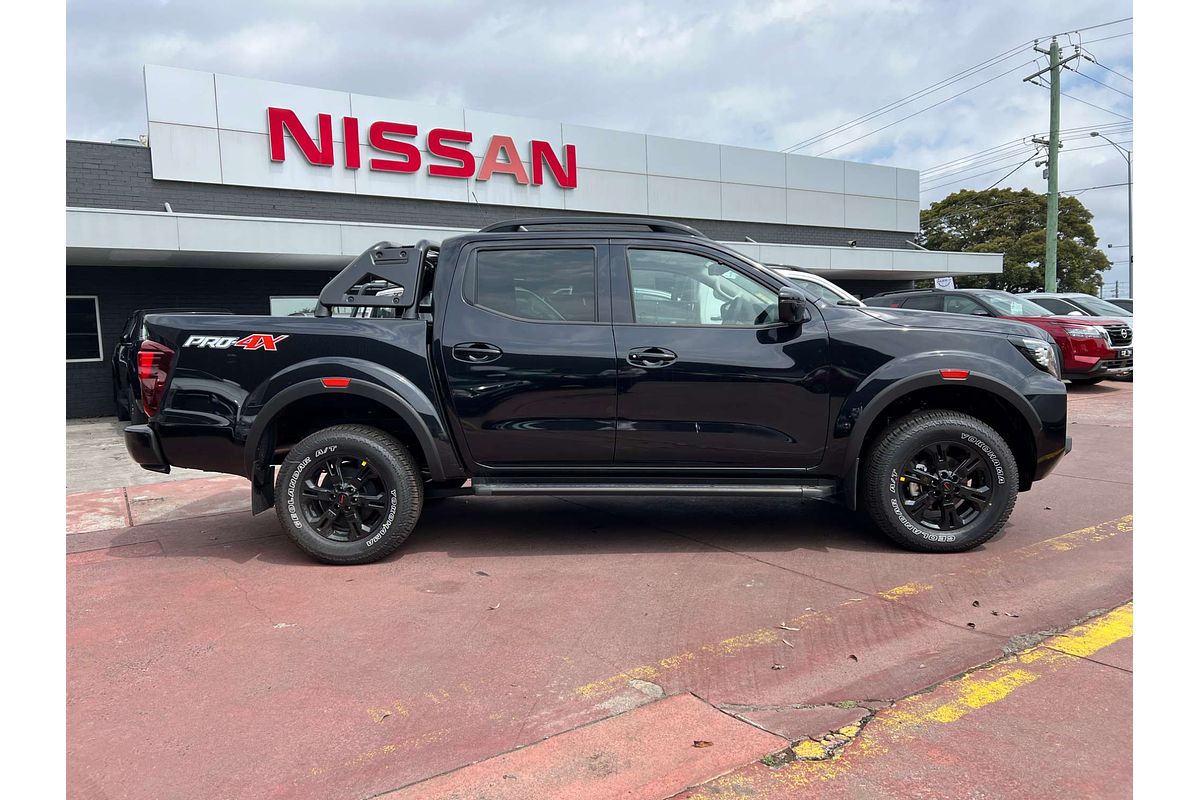 2025 Nissan Navara PRO-4X D23 4X4